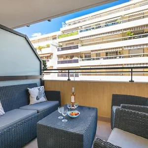 Appartement Palace - Centre-ville - Parking Prive - Proche - Grande Terrasse, Menton