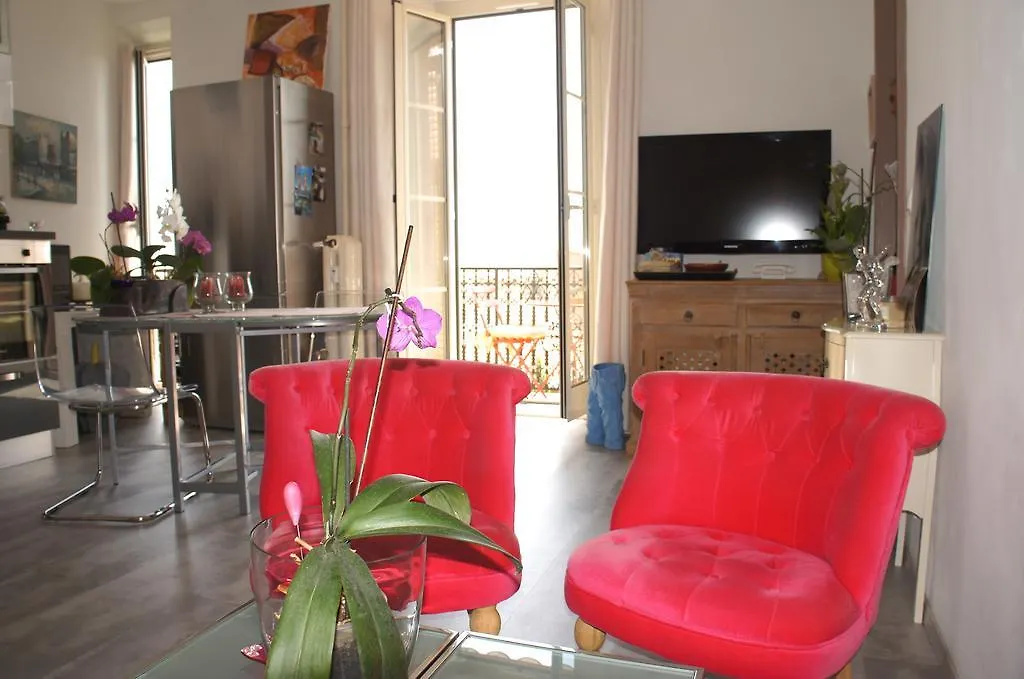 Le Louvre Apartment Menton