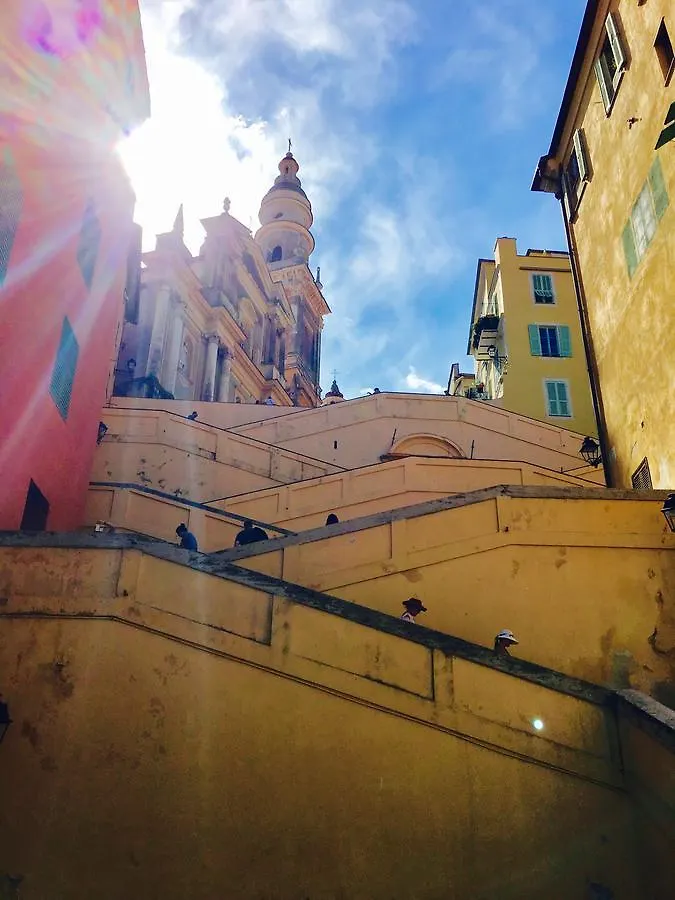 Le Louvre Apartment Menton